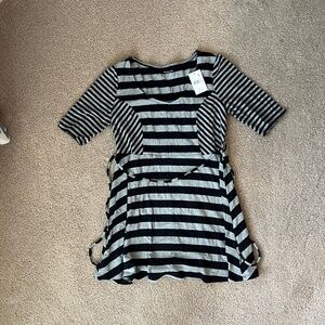 NWT Motherhood Maternity Black/Gray Stripe Maternity Top Size S